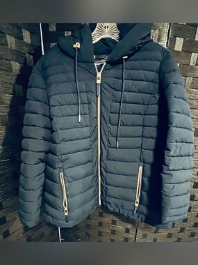 Tommy Hilfiger Quilted Navy Hooded Puffer with Gold Zipper Accents